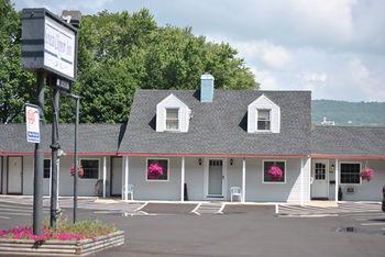Seneca Clipper Inn Watkins Glen Exterior foto